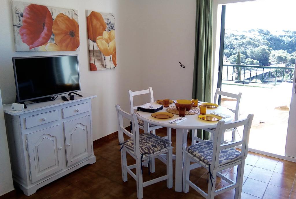 Apartamentos Encanto Del Mar Cala Galdana  Exterior photo